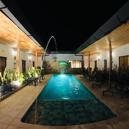 Hotel Alcazar Real Utica Εξωτερικό φωτογραφία