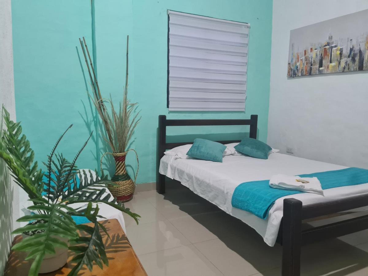 Hotel Alcazar Real Utica Εξωτερικό φωτογραφία