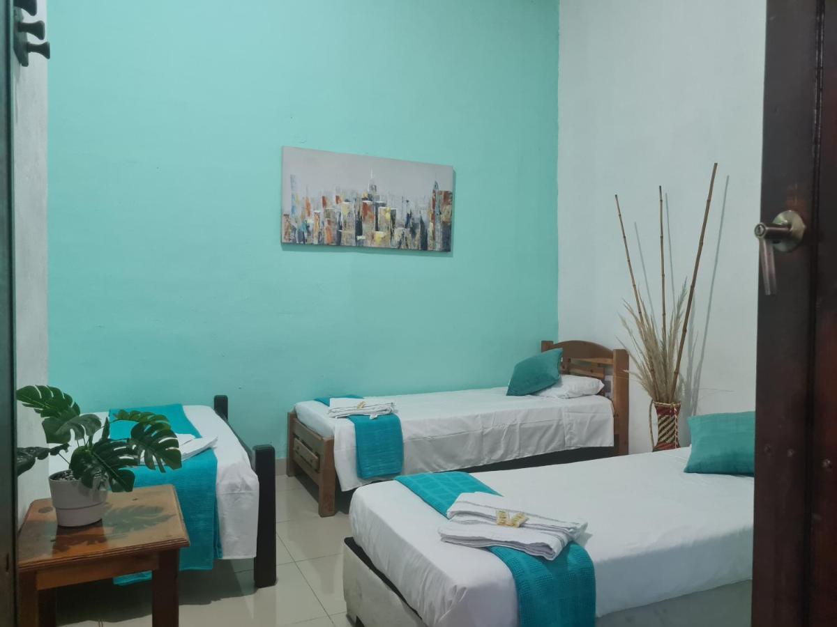 Hotel Alcazar Real Utica Εξωτερικό φωτογραφία