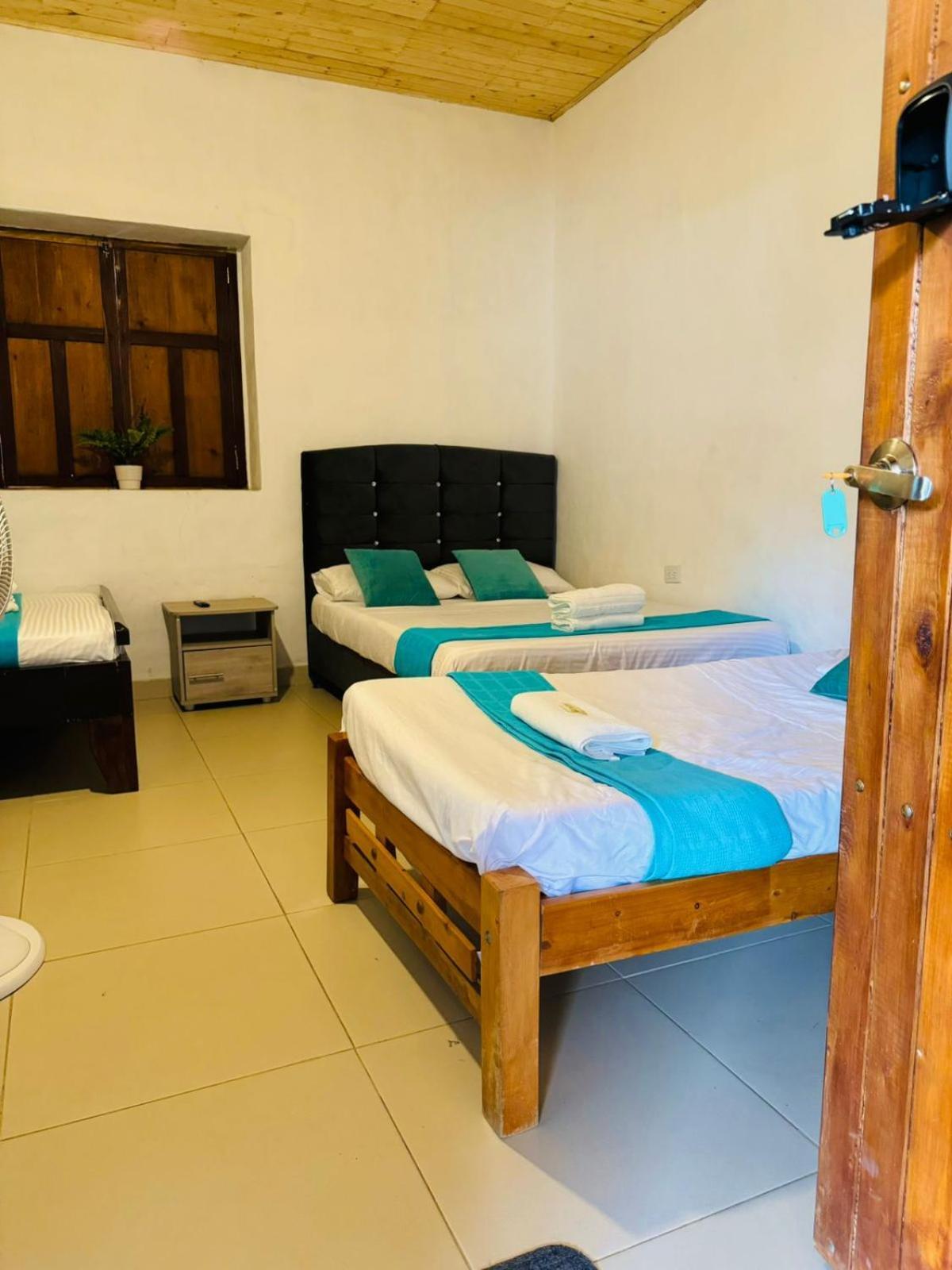 Hotel Alcazar Real Utica Εξωτερικό φωτογραφία